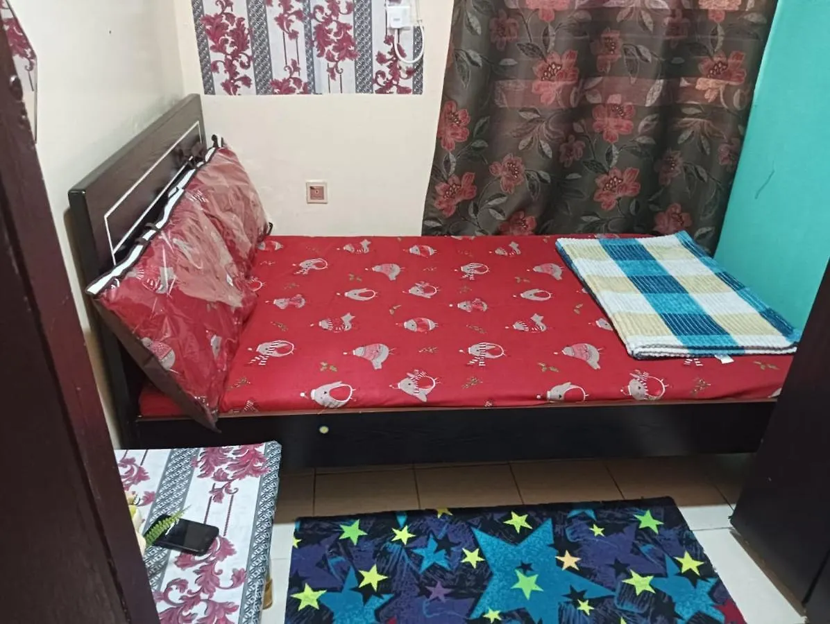 Appartement Moon Backpackers , Al Rigga , Partition For Couples And For Singles à Dubaï