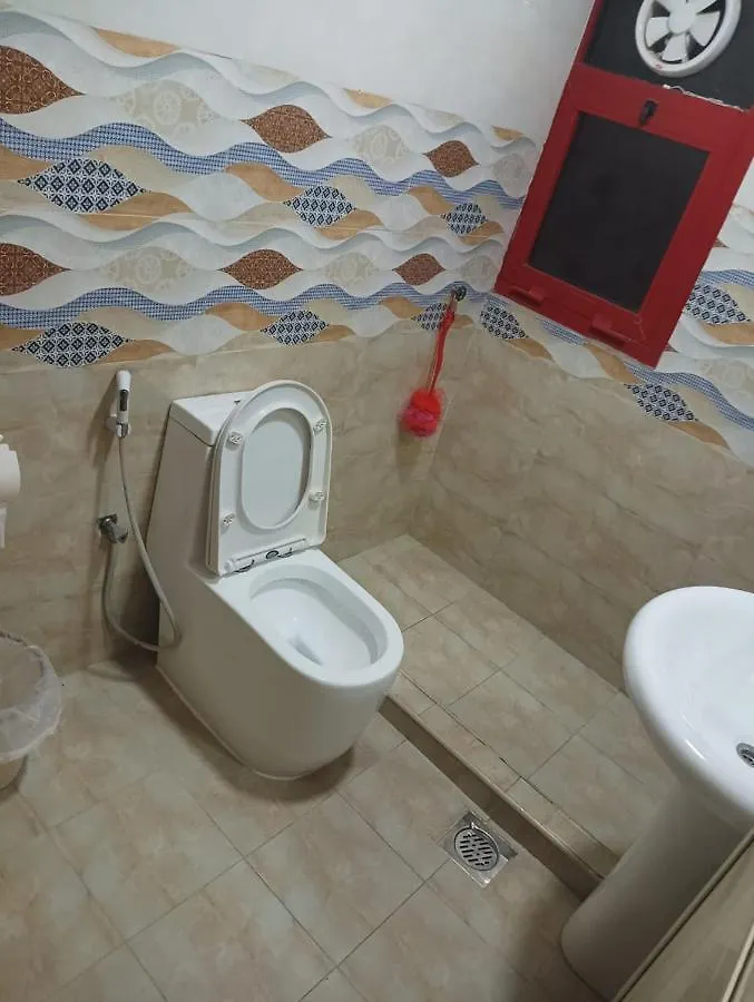 Appartement Moon Backpackers , Al Rigga , Partition For Couples And For Singles à Dubaï Émirats arabes unis