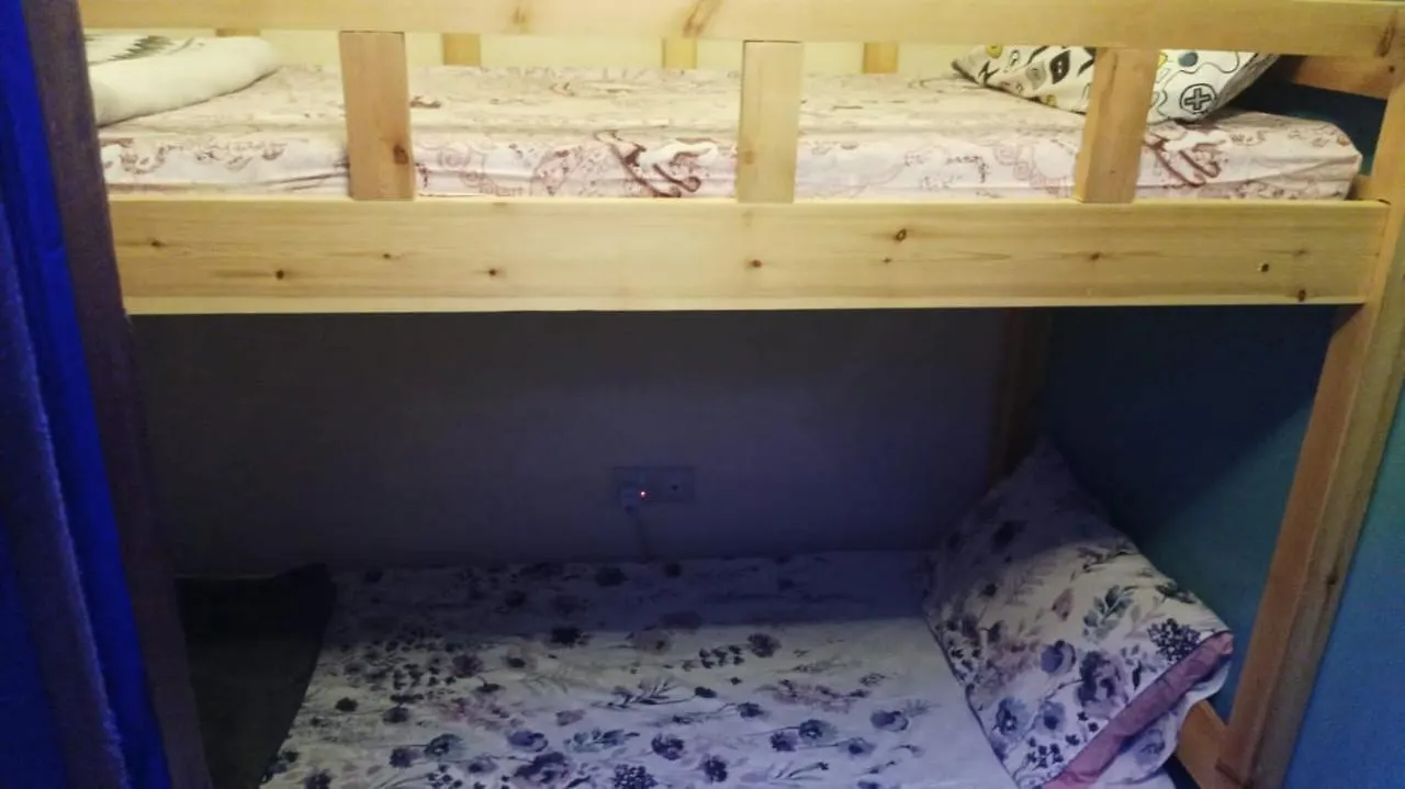Appartement Moon Backpackers , Al Rigga , Partition For Couples And For Singles à Dubaï