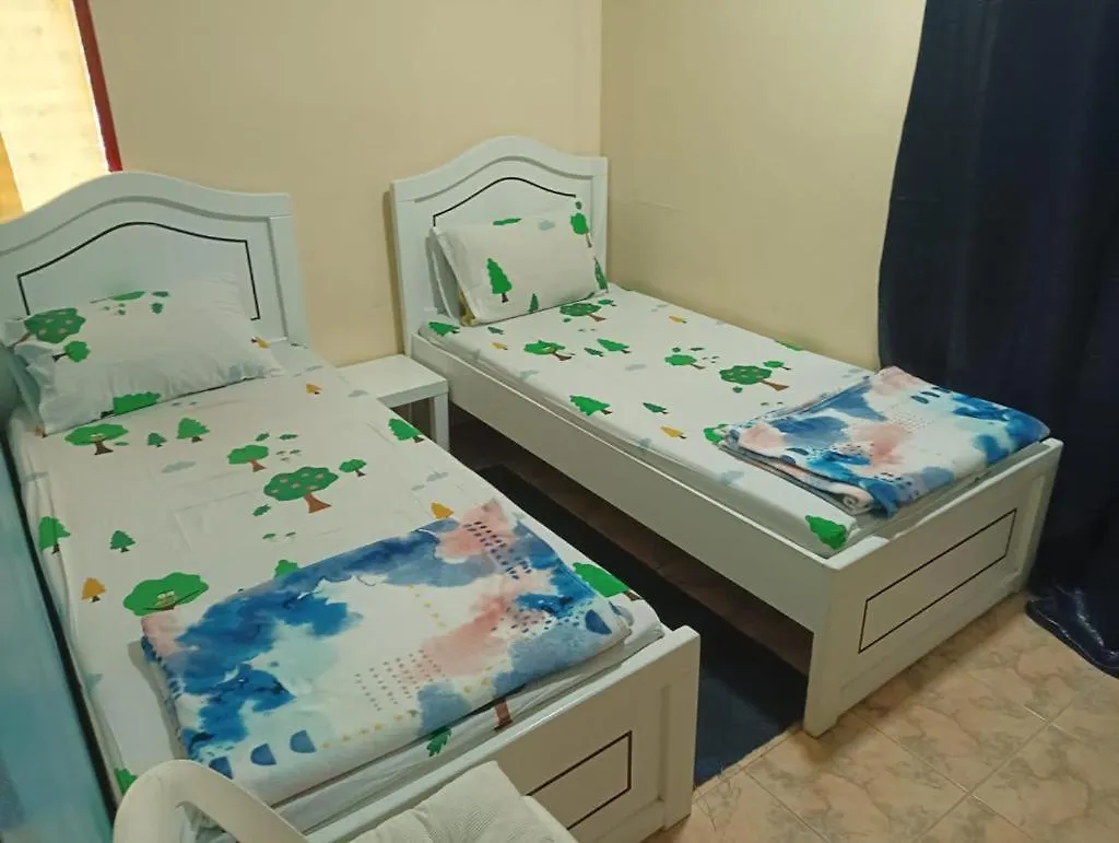 Appartement Moon Backpackers , Al Rigga , Partition For Couples And For Singles à Dubaï